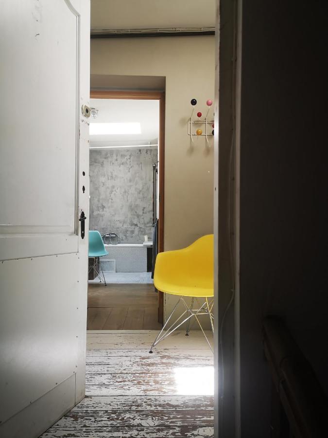 Butas White Loft Stare Bielany Vintage Slow