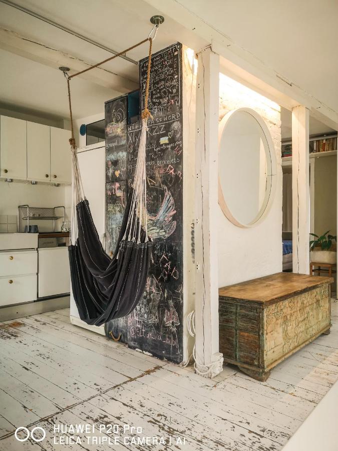 Butas White Loft Stare Bielany Vintage Slow *